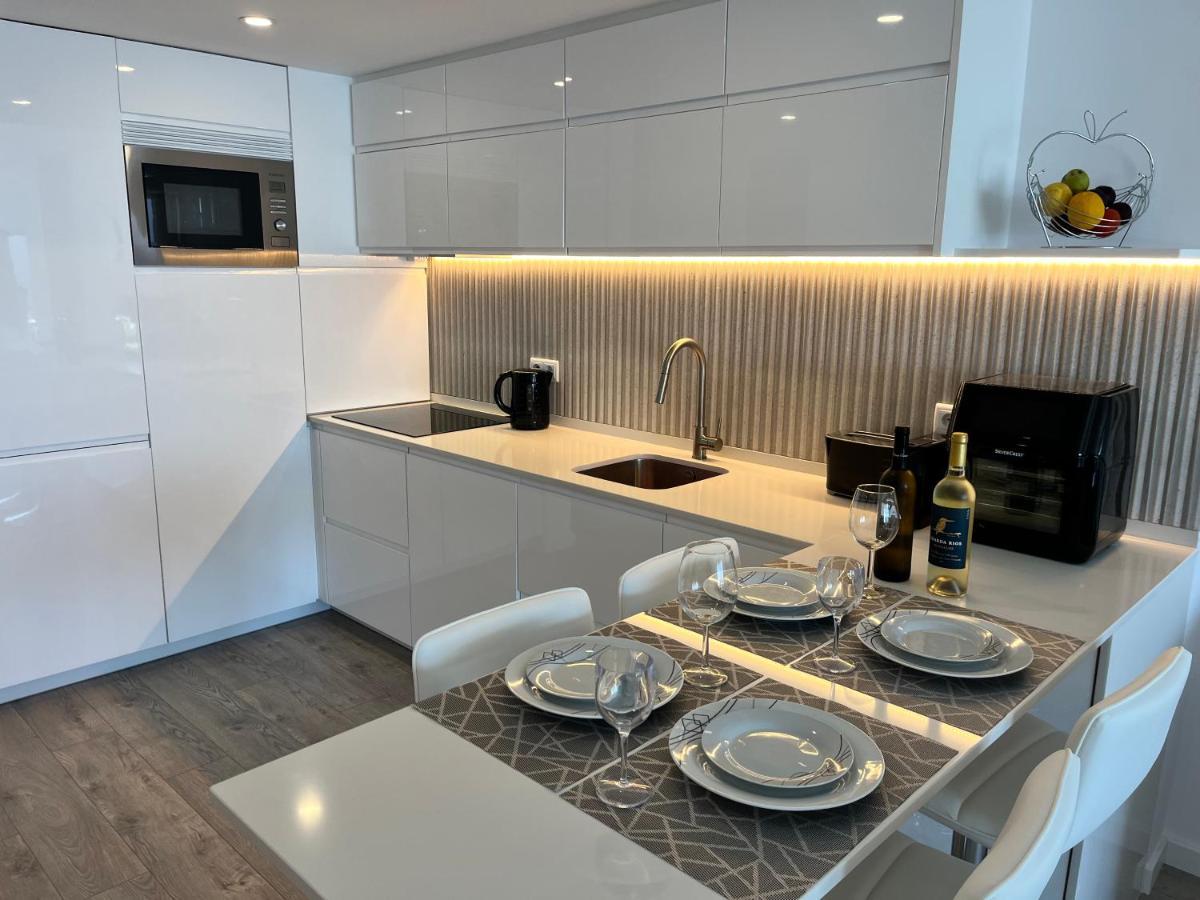 Axenic Oasis - Panoramic Ocean View, 2 Bedrooms, 2 Bathrooms, New Redesign Sesimbra Esterno foto